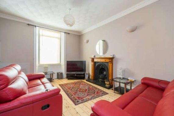 2 Bedroom Flat